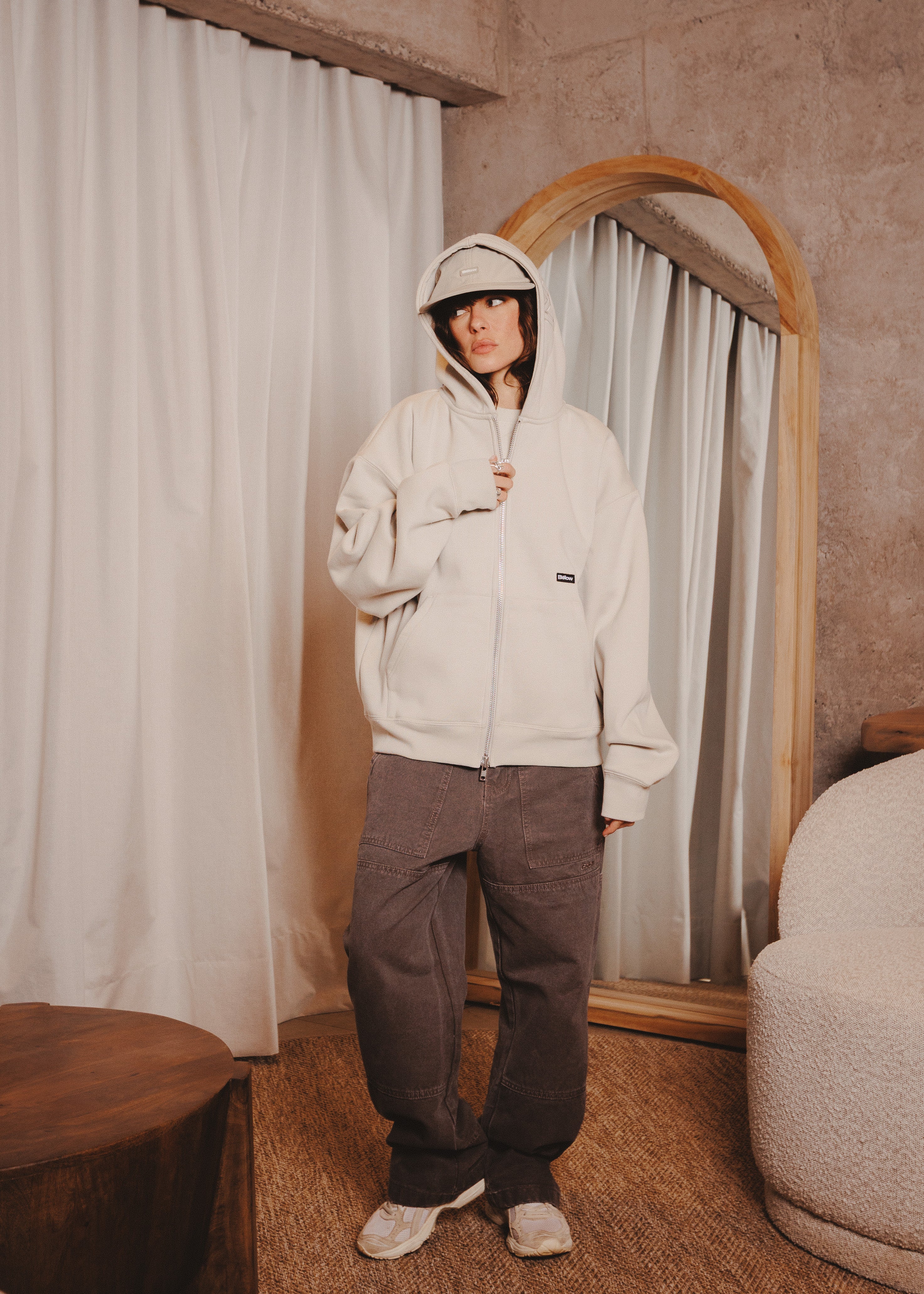 ZIPUP HOODIE THE CAP MARFIL