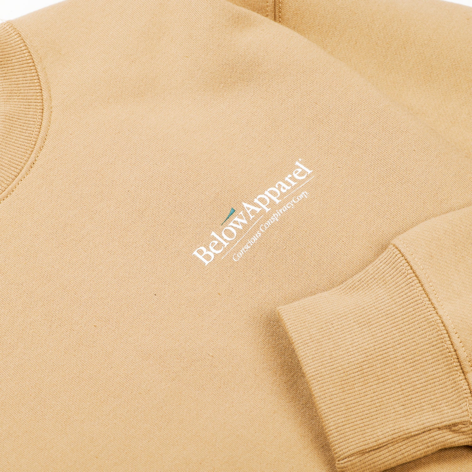 SERIF BASIC CREWNECK