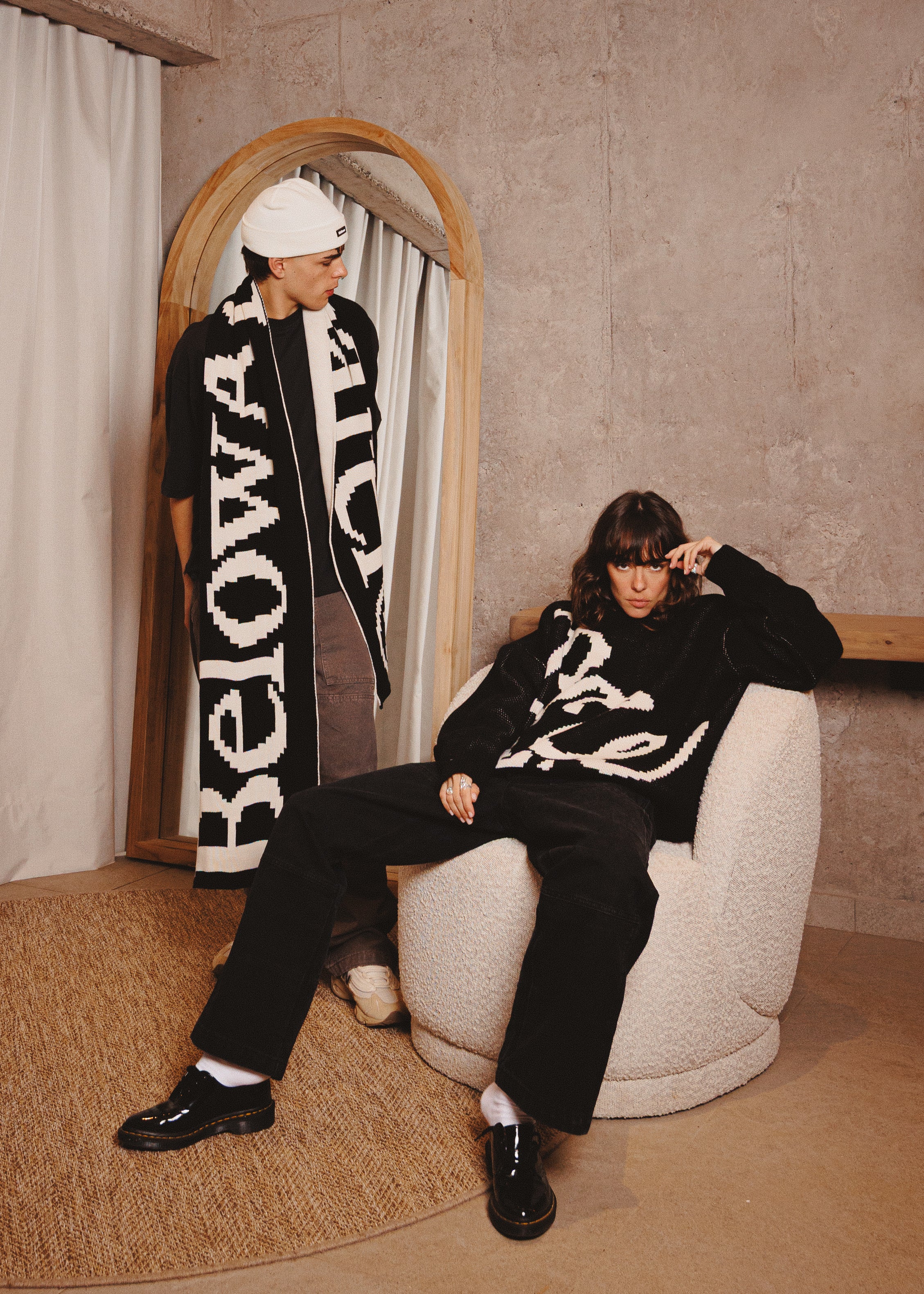BUFANDA TRADE SCARF BLACK