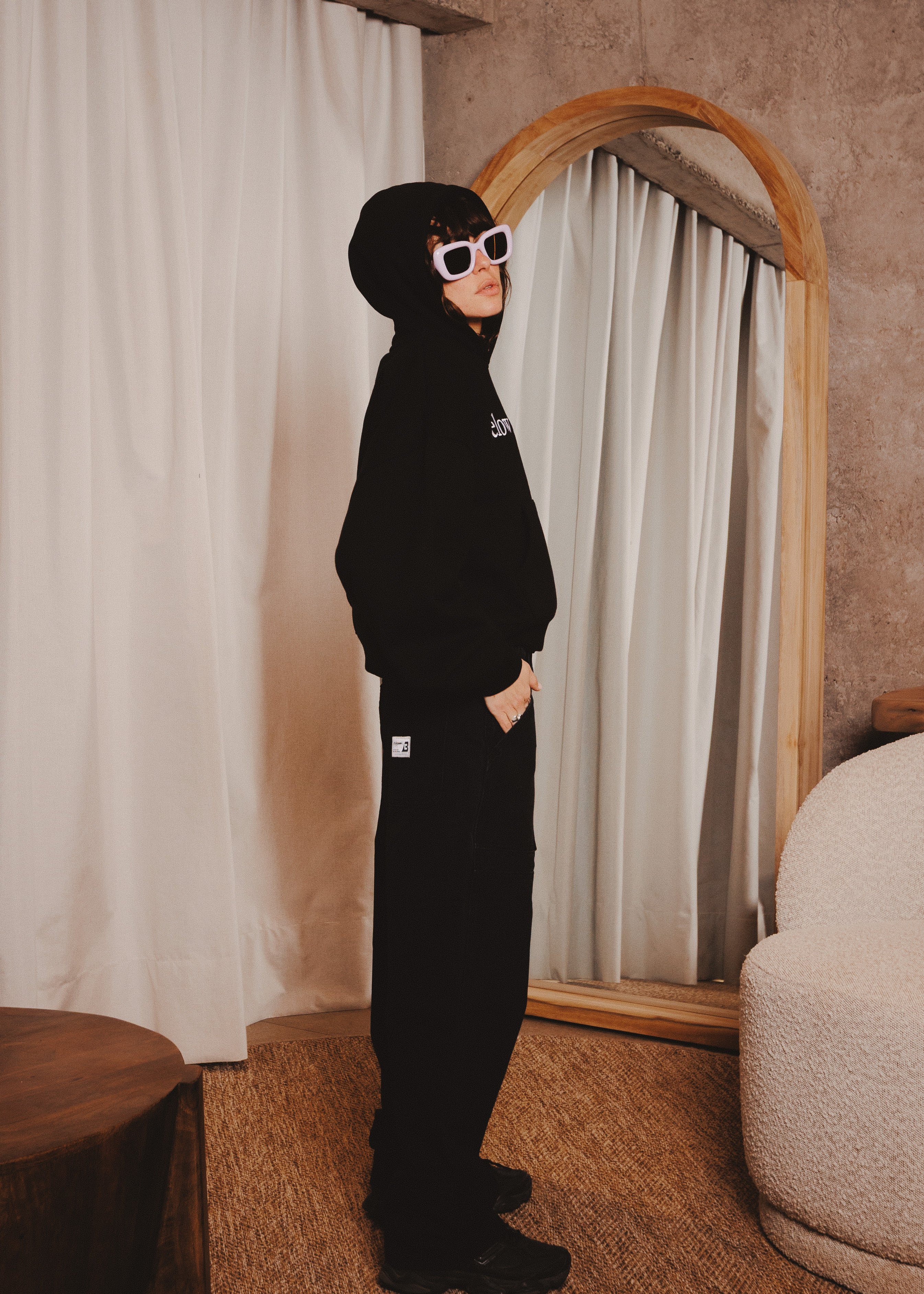 WOMAN BASIC HOODIE TRADE BLACK