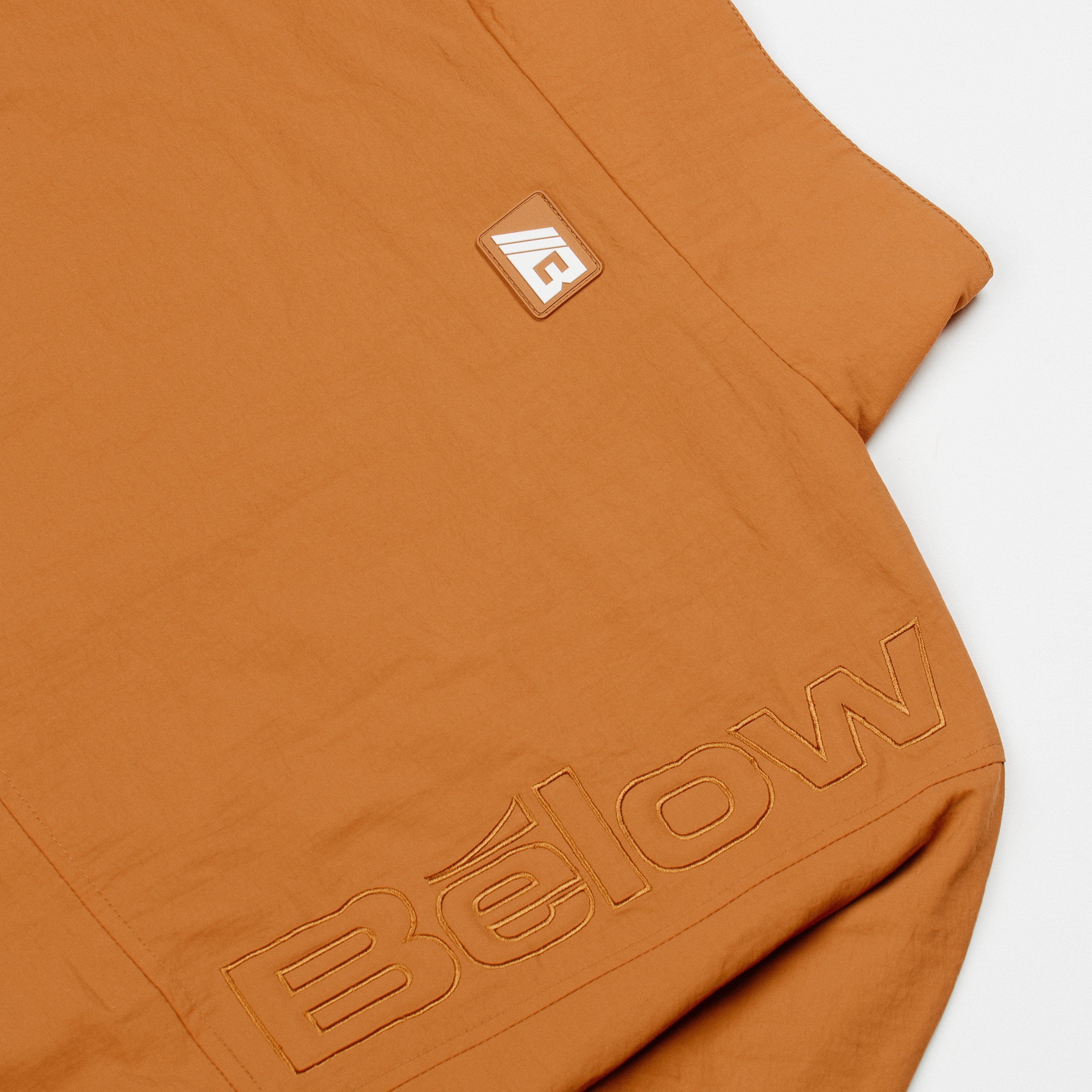 STADIUM WINDBREAKER