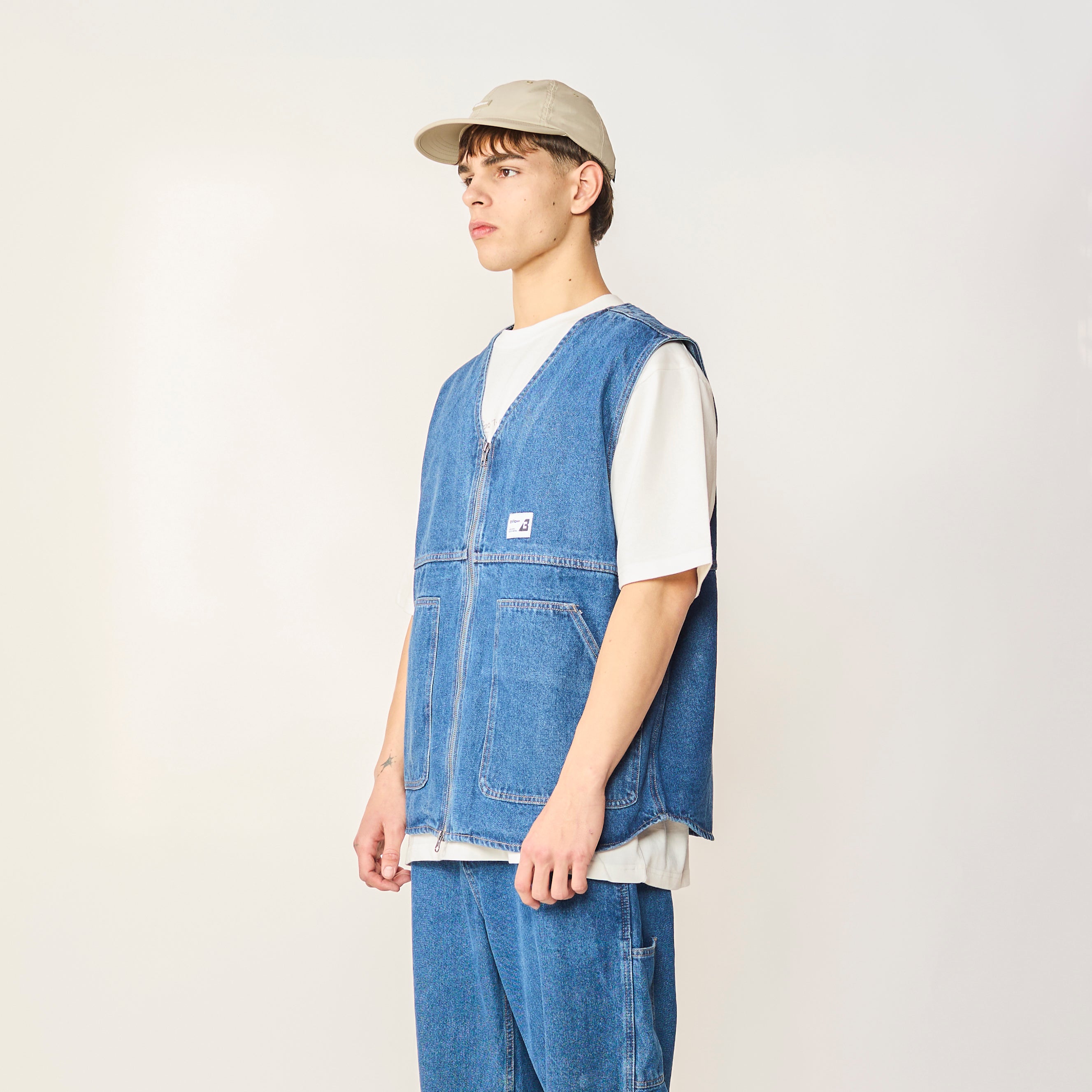 DENIM VEST PEACE BLUE