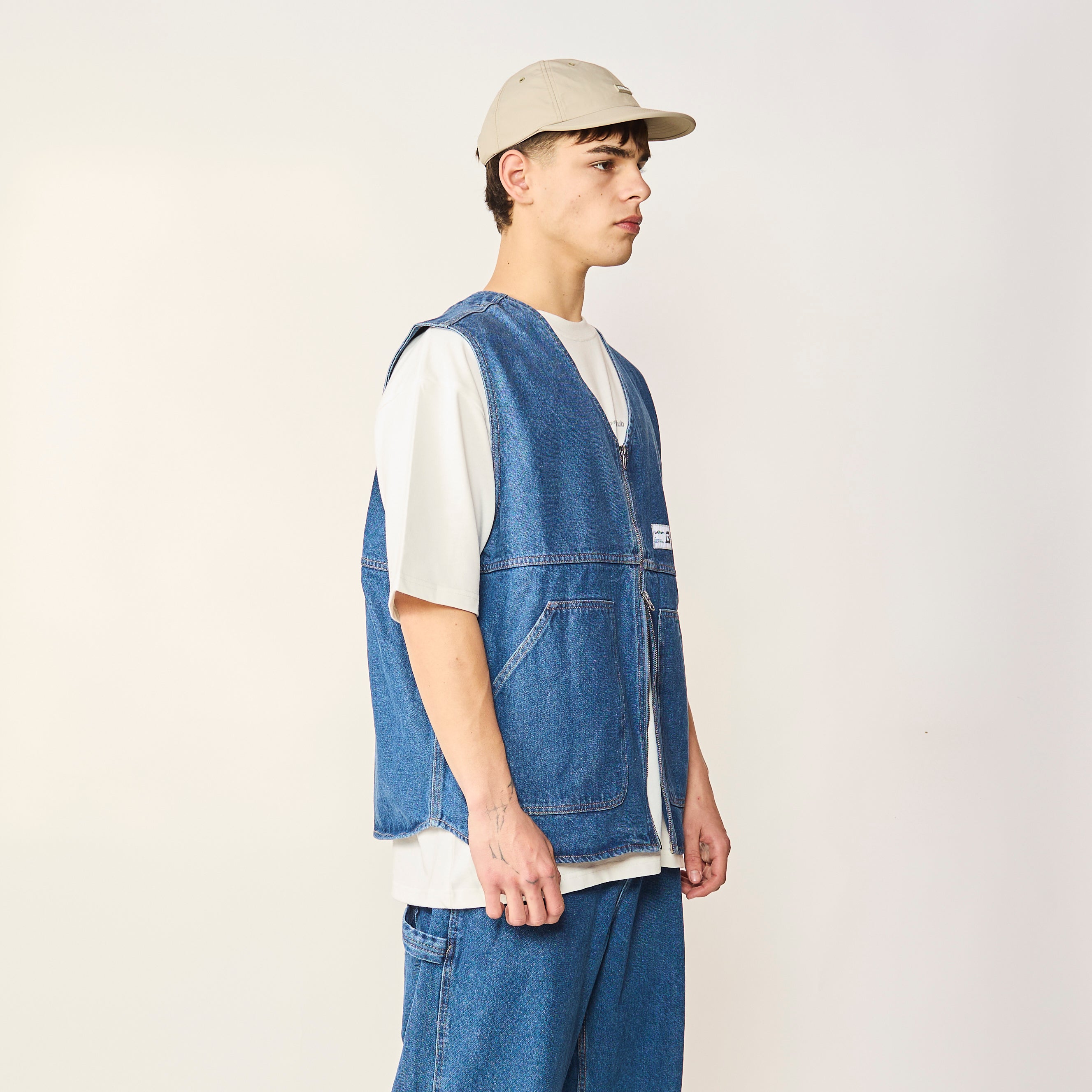 DENIM VEST PEACE BLUE