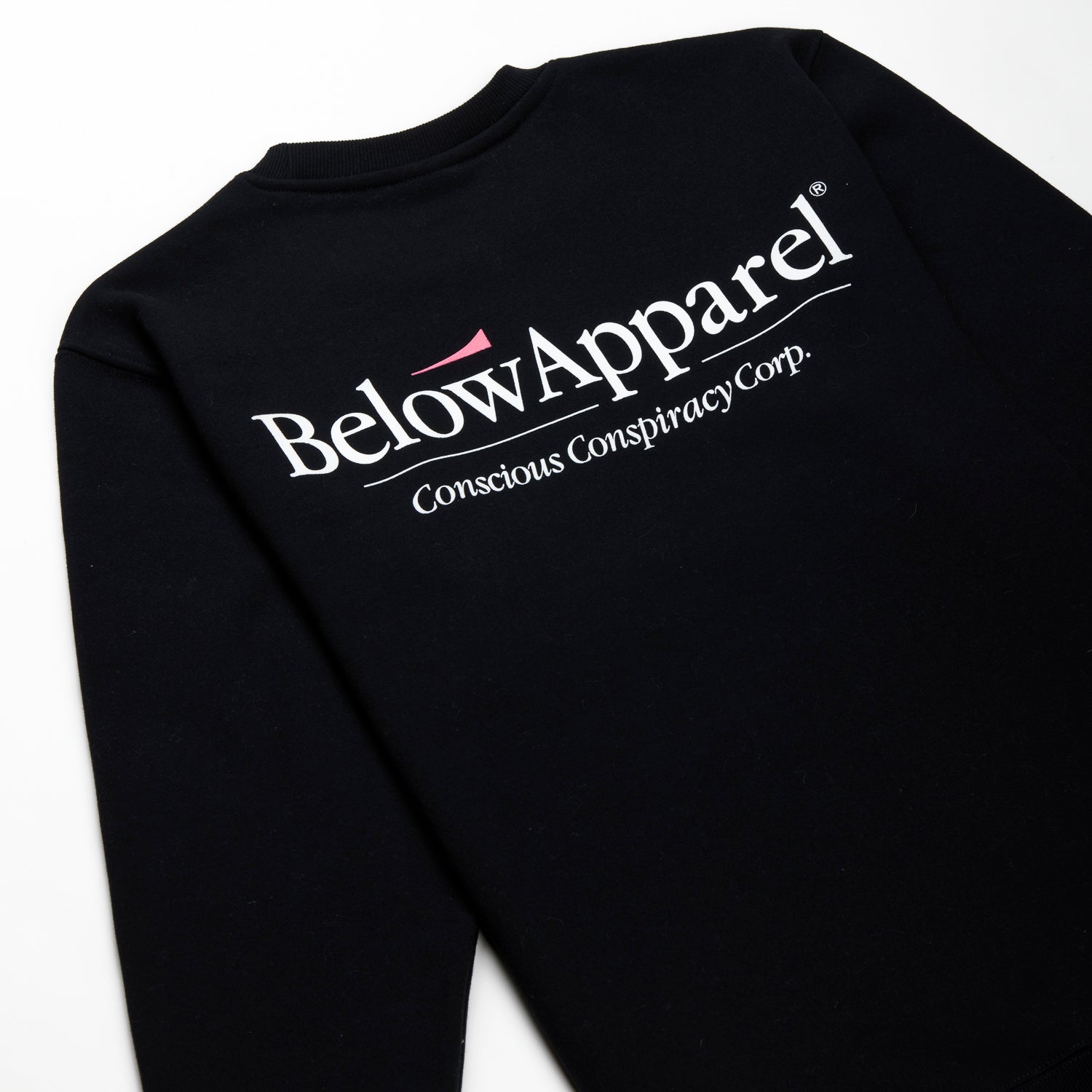 SERIF BASIC CREWNECK