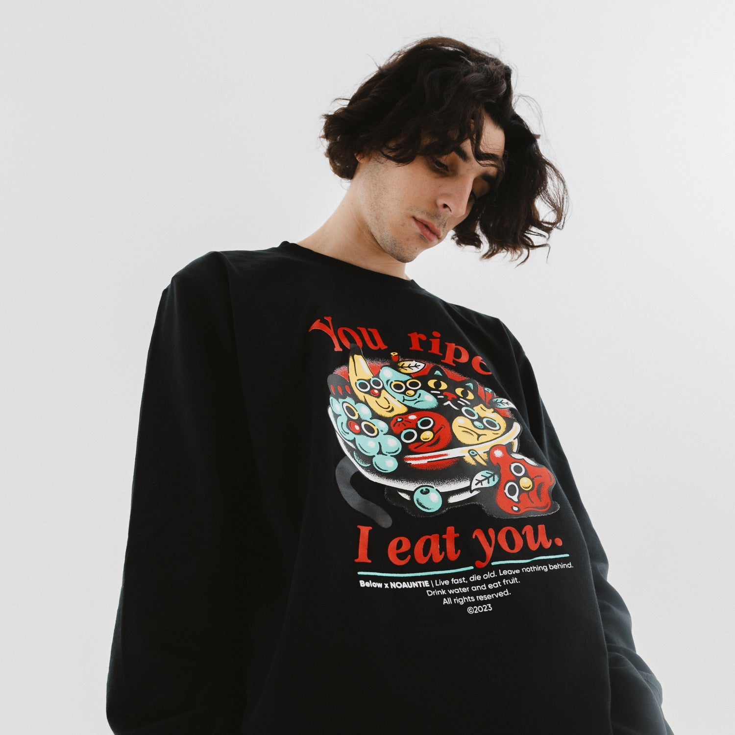 BELOW X NOAUNTIE BASIC LONGSLEEVE