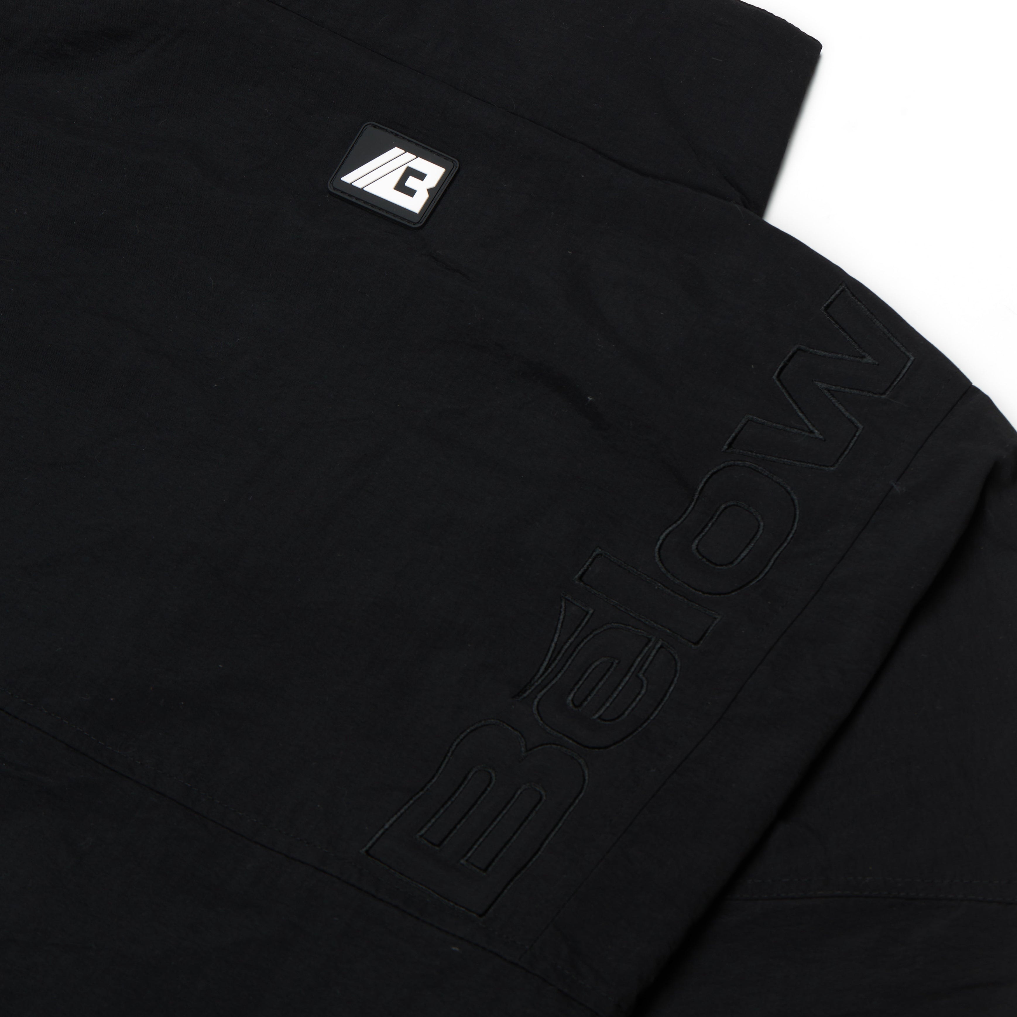 STADIUM WINDBREAKER