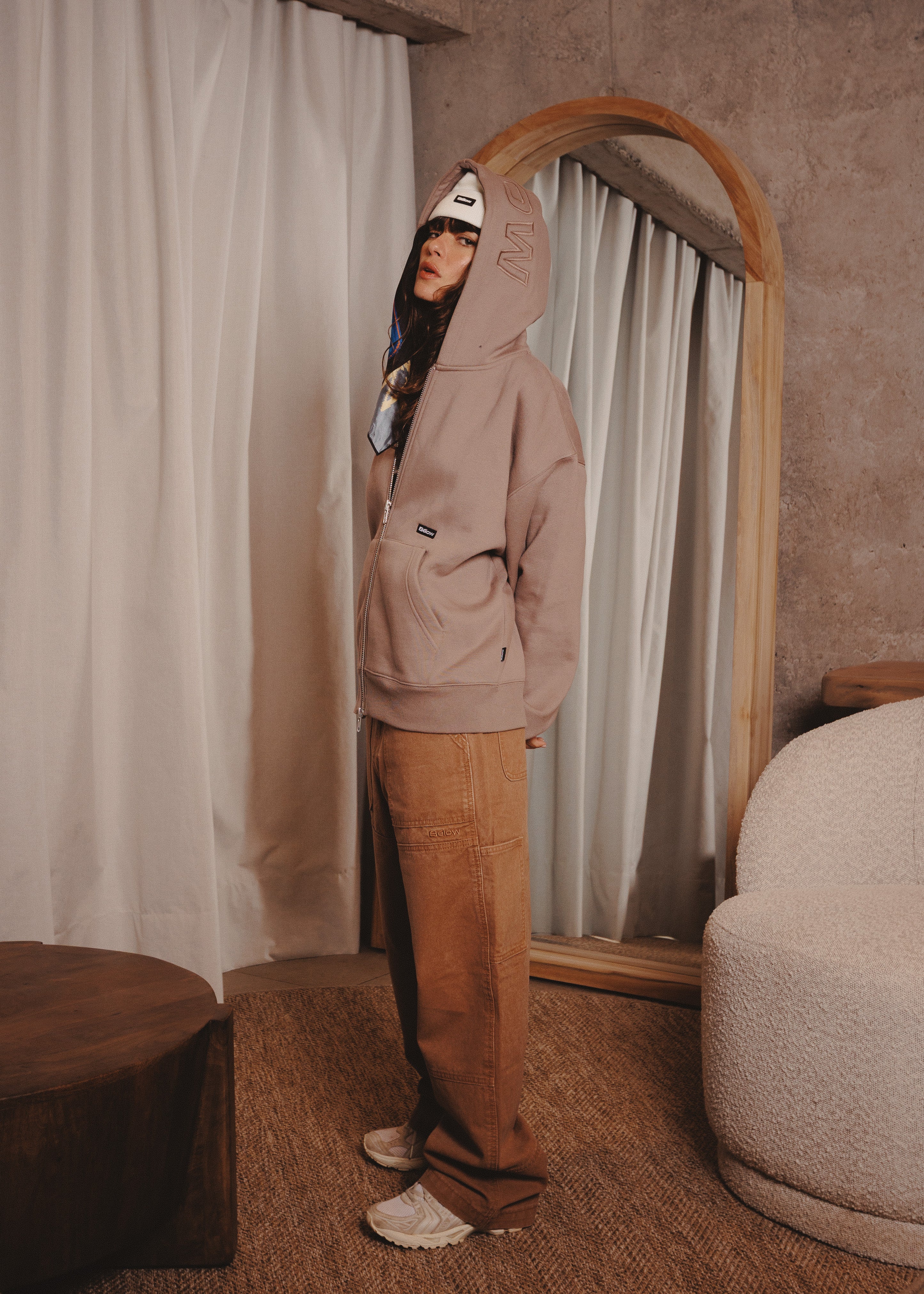 ZIPUP HOODIE THE CAP TAUPE