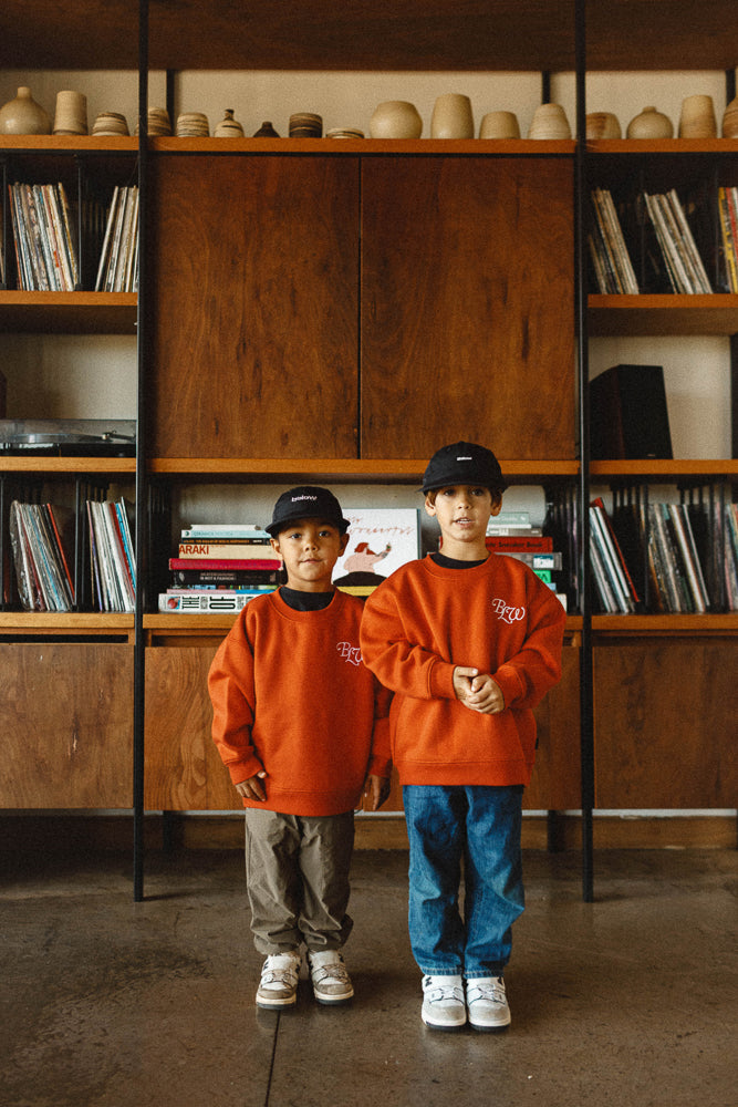 KIDS BASIC CREWNECK ACR SPICY RED