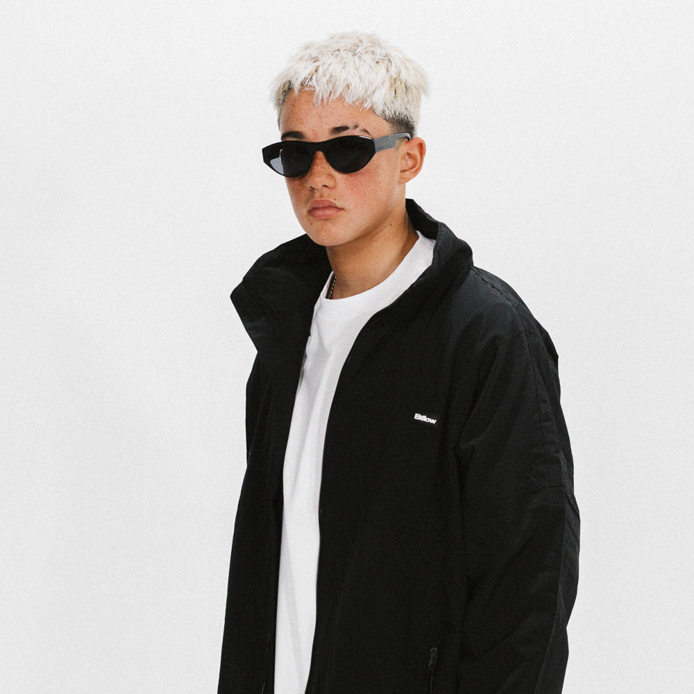 STADIUM WINDBREAKER