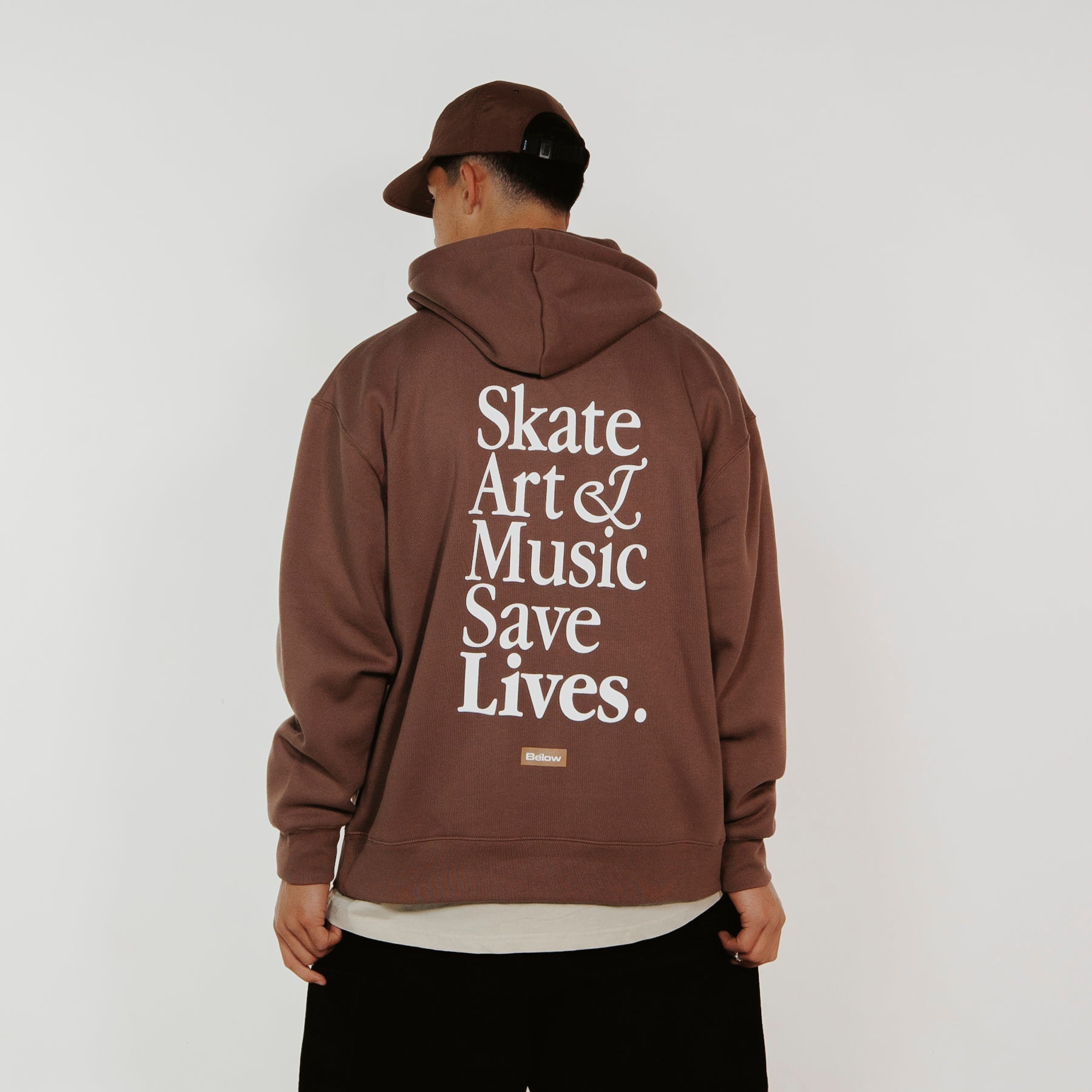 MANTRA HOD BASIC HOODIE