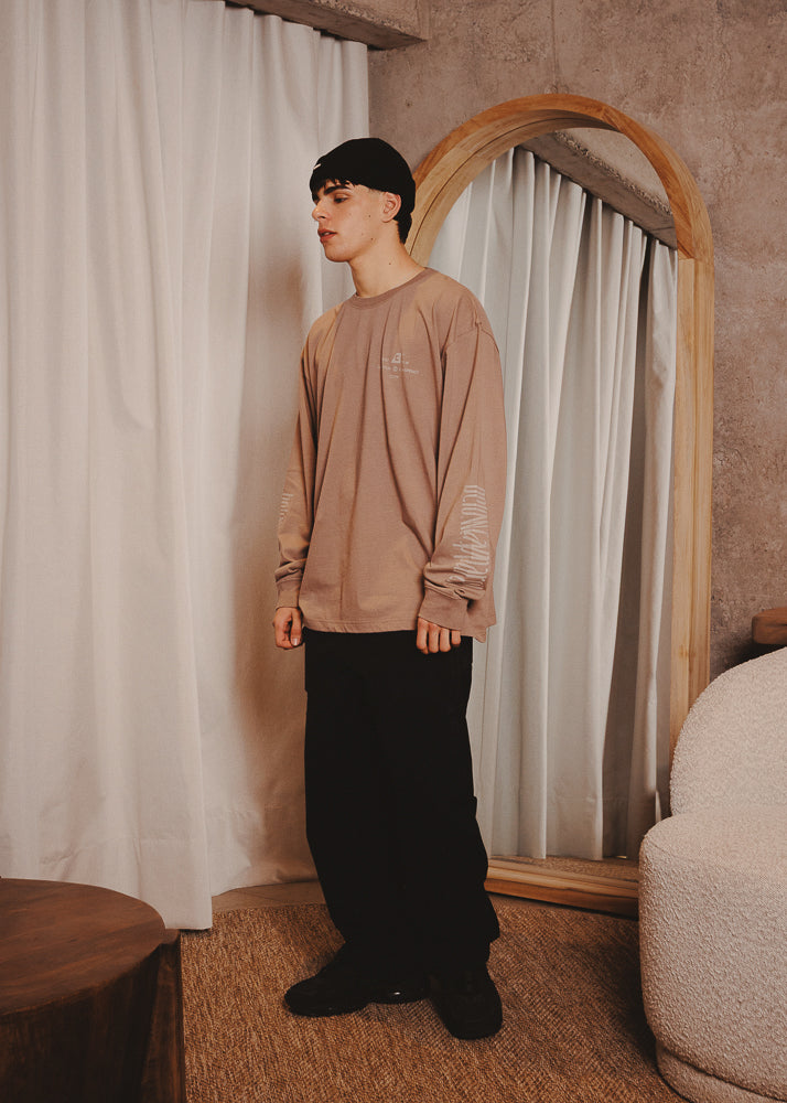 BASIC LONGSLEEVE MONUMENTAL TAUPE