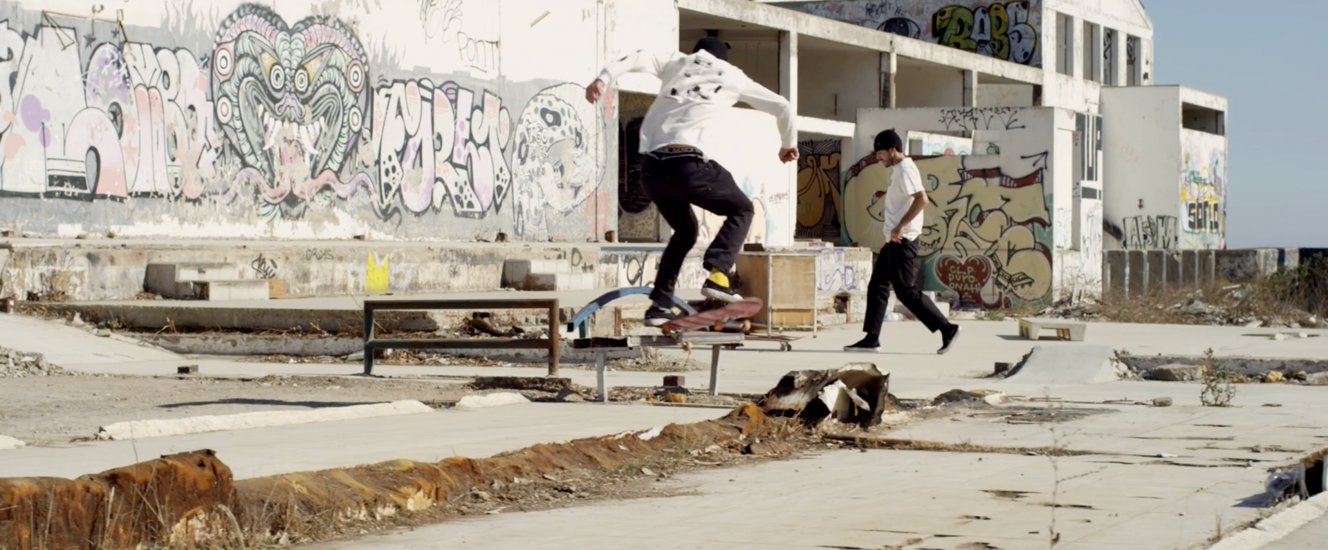 Cargar video: 