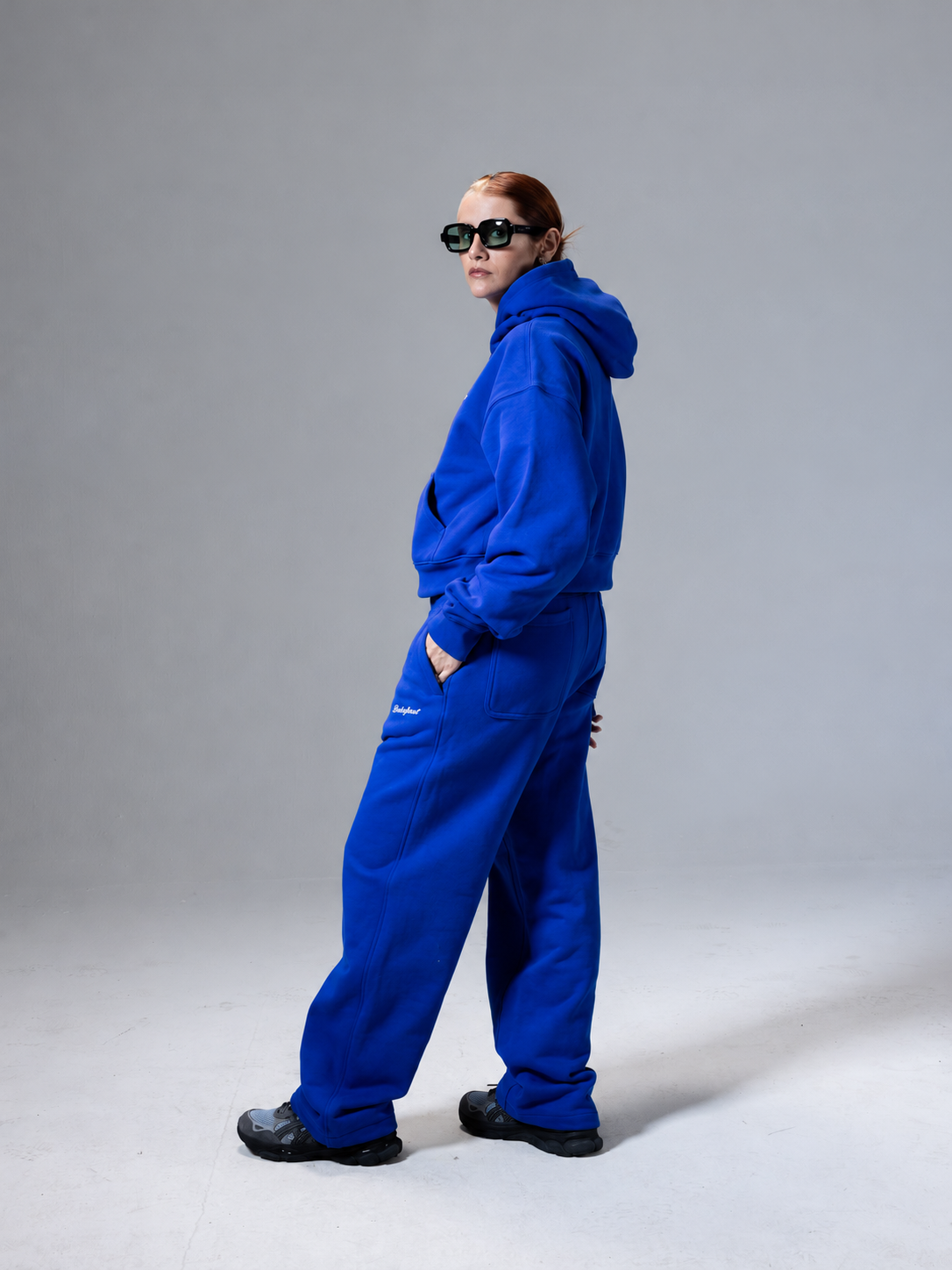BASIC HOODIE WOMAN SIGN ROYAL BLUE