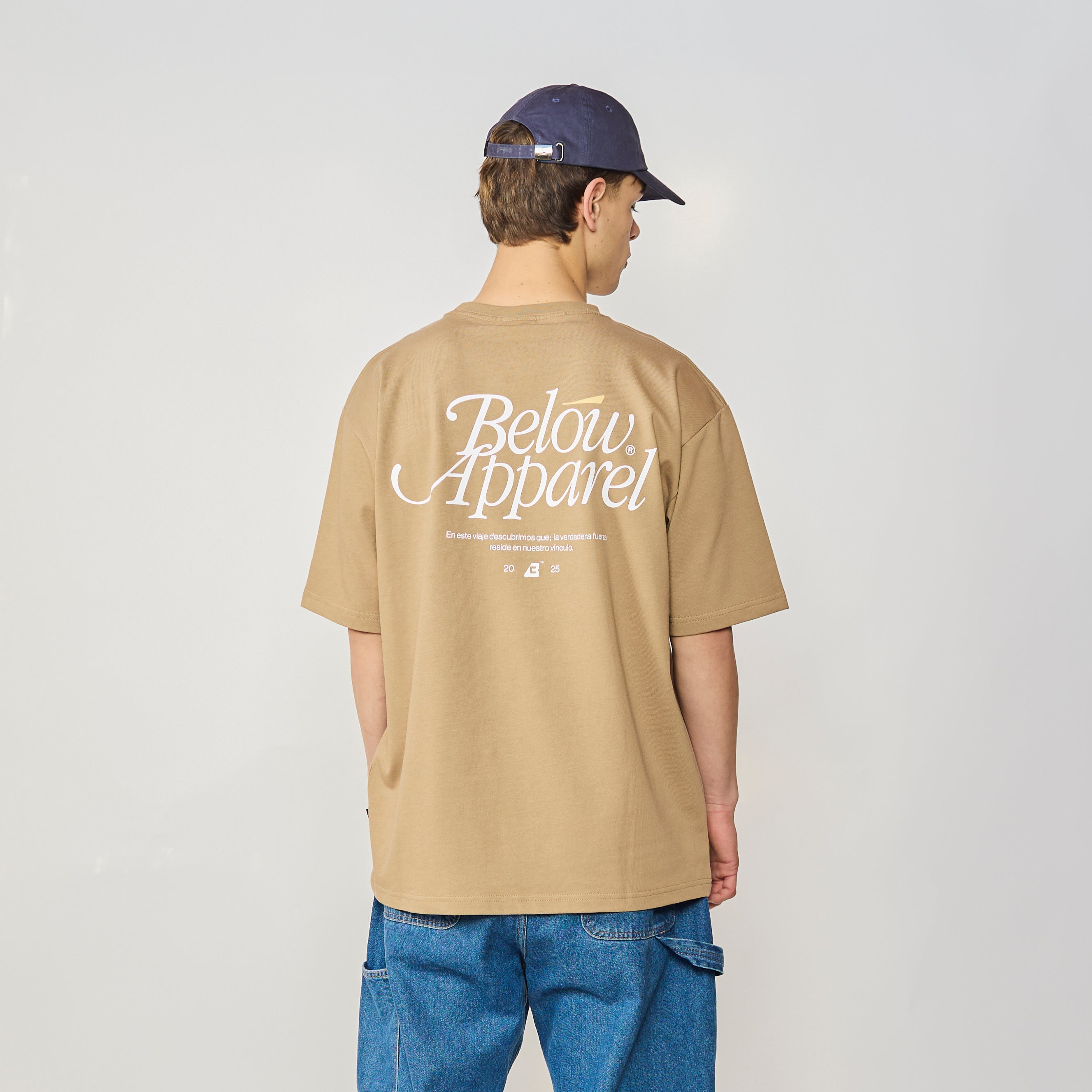 BASIC TSHIRT HYPHEN ARENA