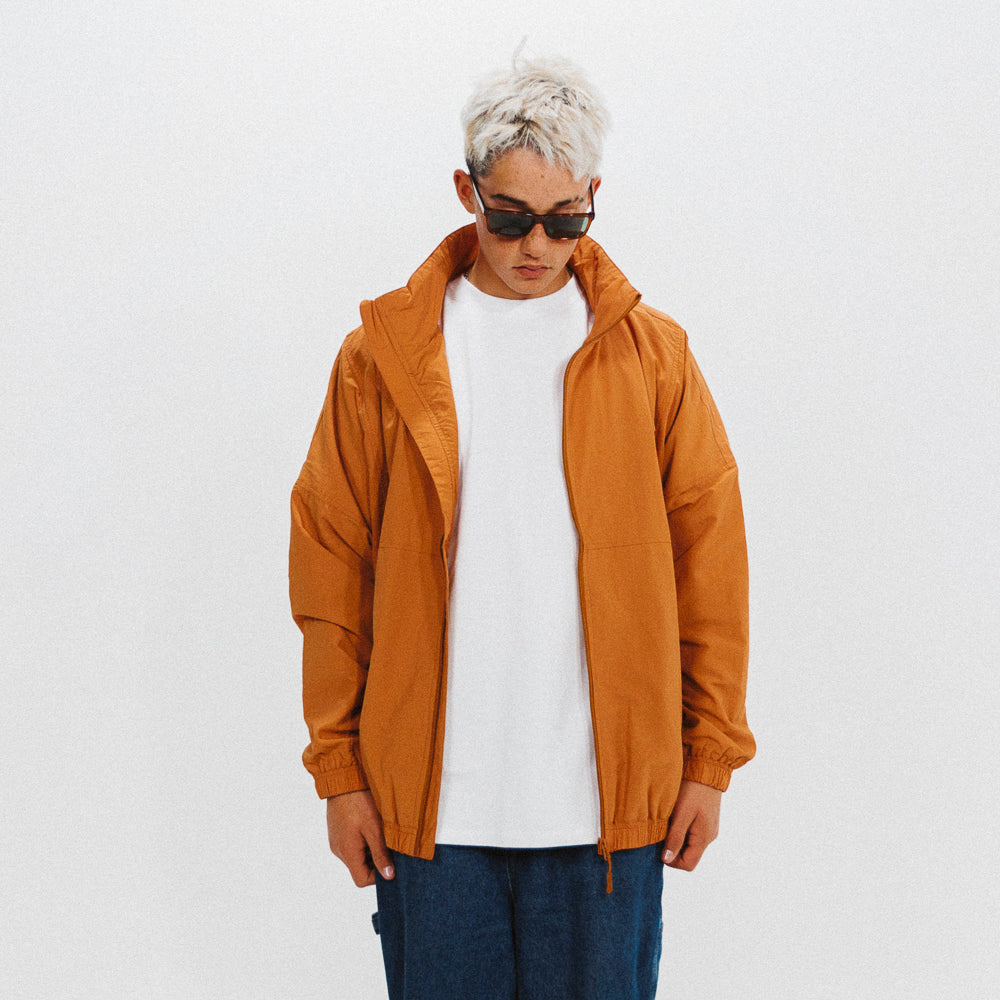 STADIUM WINDBREAKER