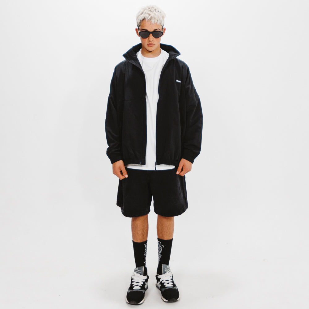 STADIUM WINDBREAKER