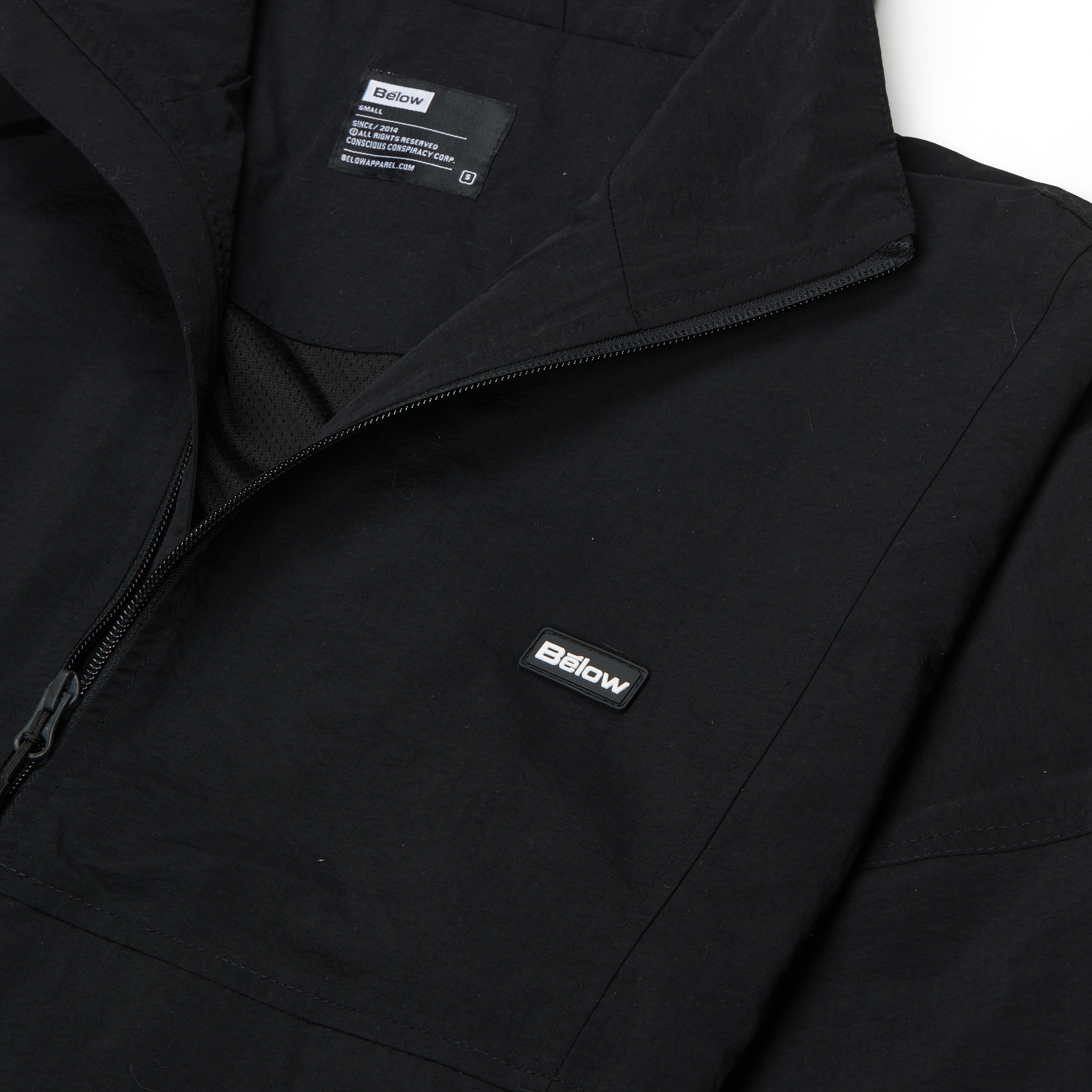 STADIUM WINDBREAKER
